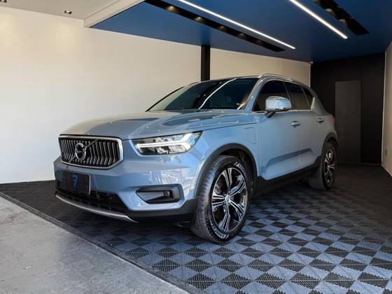 VOLVO XC40 1.5 T5 RECHARGE INSCRIPTION GEARTRONIC